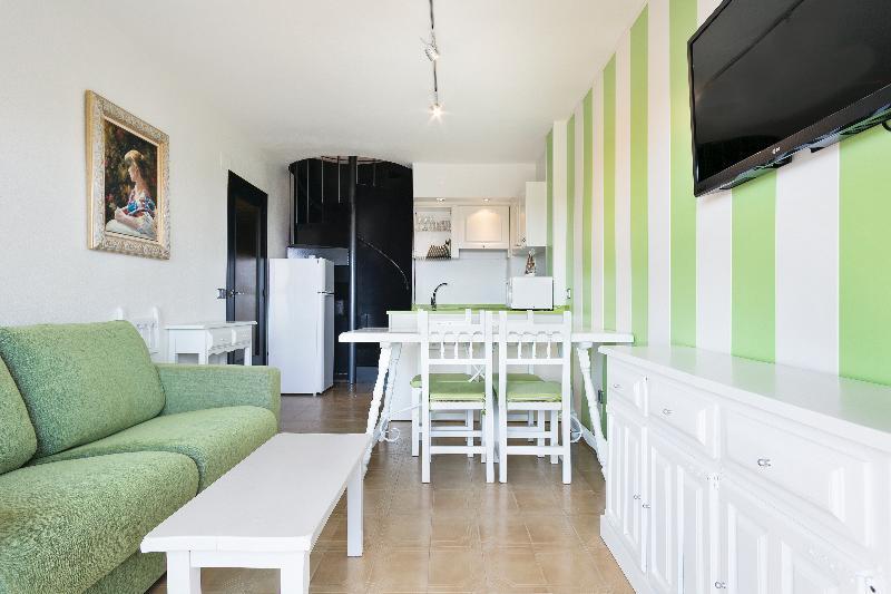 Apartamentos Sallés Beach L'Estartit Extérieur photo